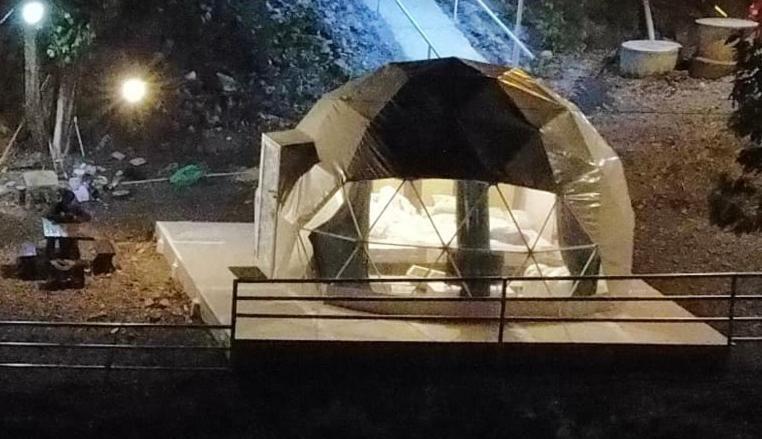 Gunung Medan Glamping & Cafe Hotel Kangar Bagian luar foto