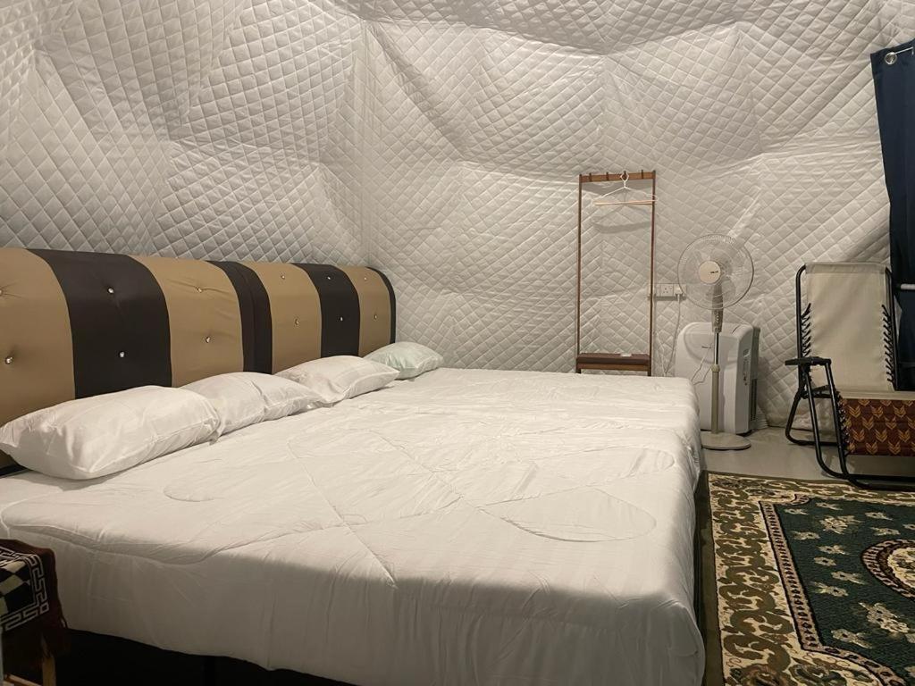 Gunung Medan Glamping & Cafe Hotel Kangar Bagian luar foto