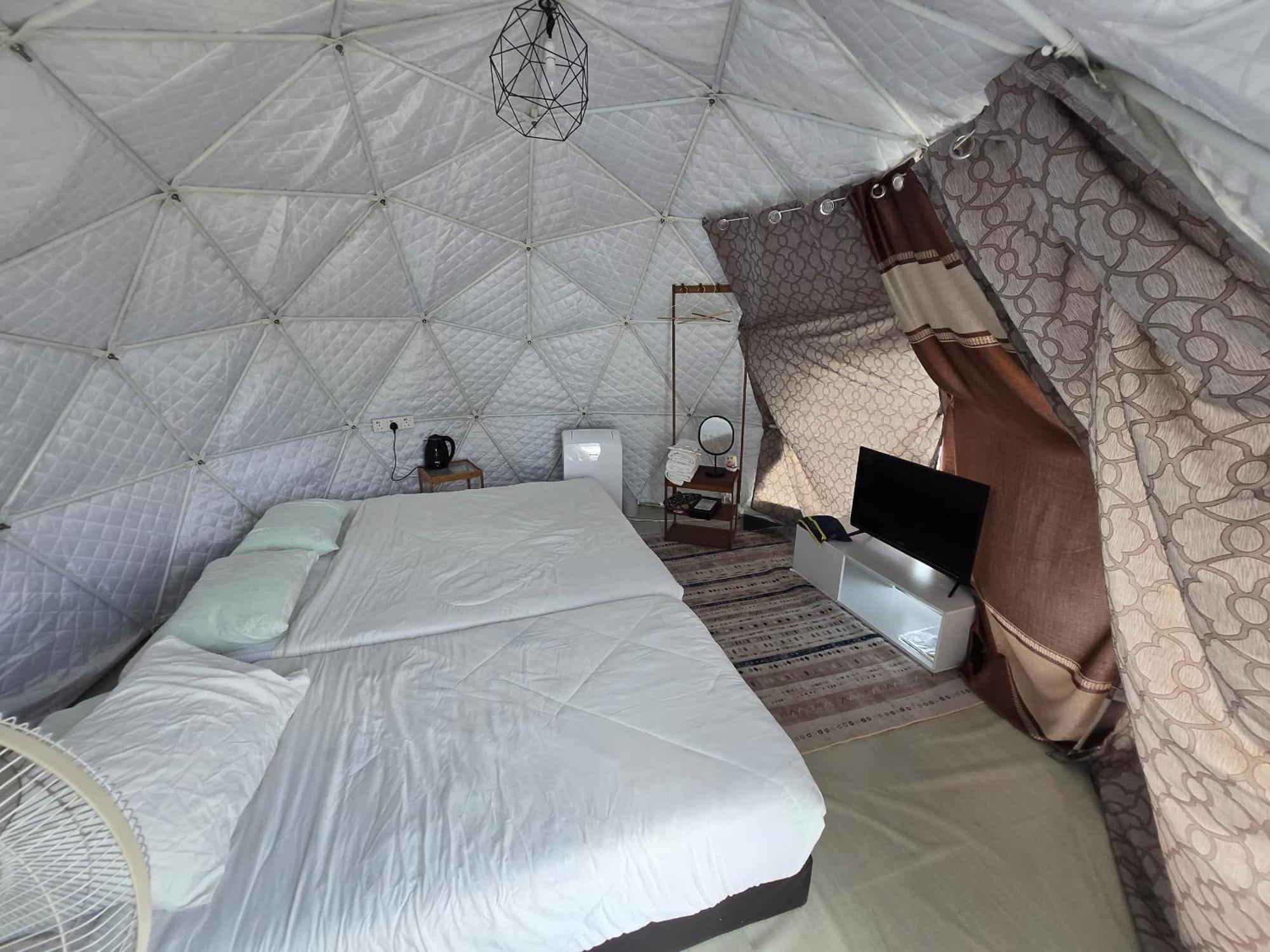 Gunung Medan Glamping & Cafe Hotel Kangar Bagian luar foto