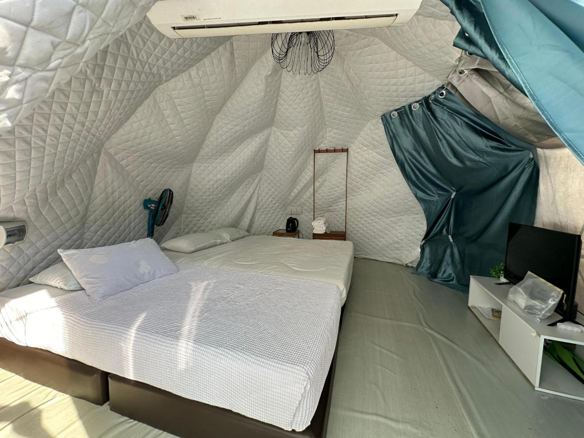 Gunung Medan Glamping & Cafe Hotel Kangar Bagian luar foto